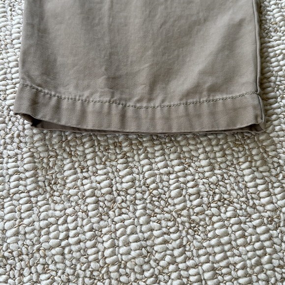 Men’s Dockers Field Khaki flat front pants - Picture 2 of 10